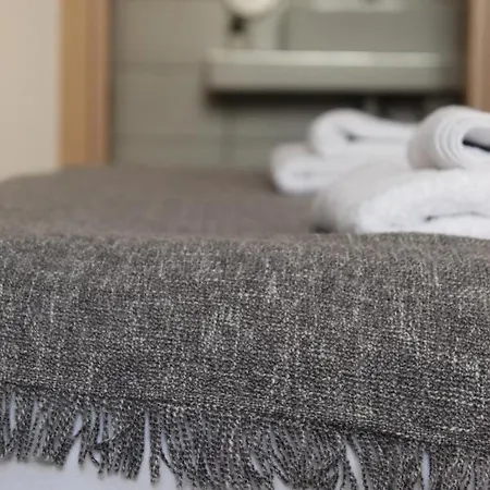 Navitas House Apart-hotel Atenas