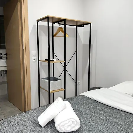 Navitas House Apart-hotel *