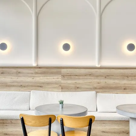Navitas House Aparthotel *